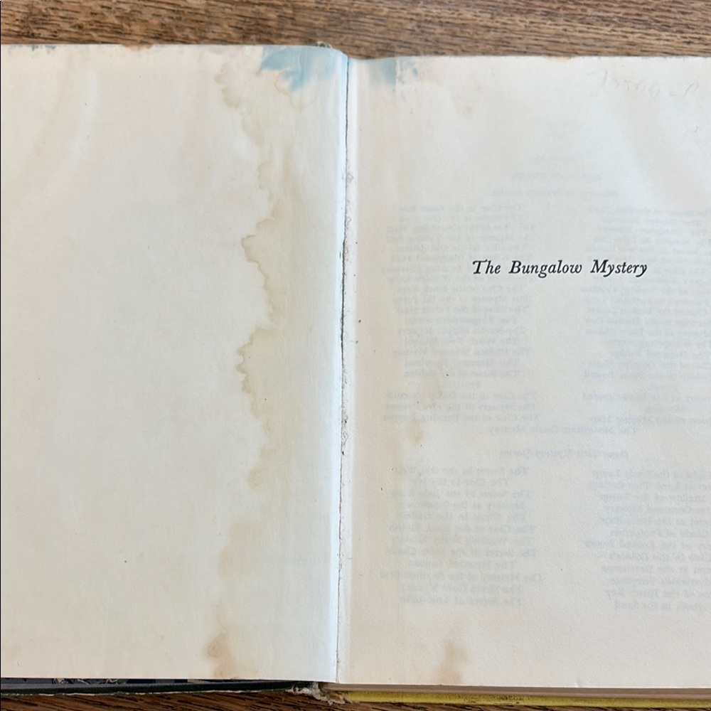 Vintage Nancy Drew Books. Six Books. 1960-1967 - Picture 15 of 16